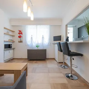 https://soleia-menton.fr-provencehotel.com